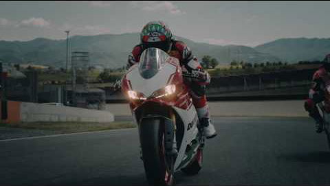 Watch: Ducati 1299 Panigale R Final Edition in action 